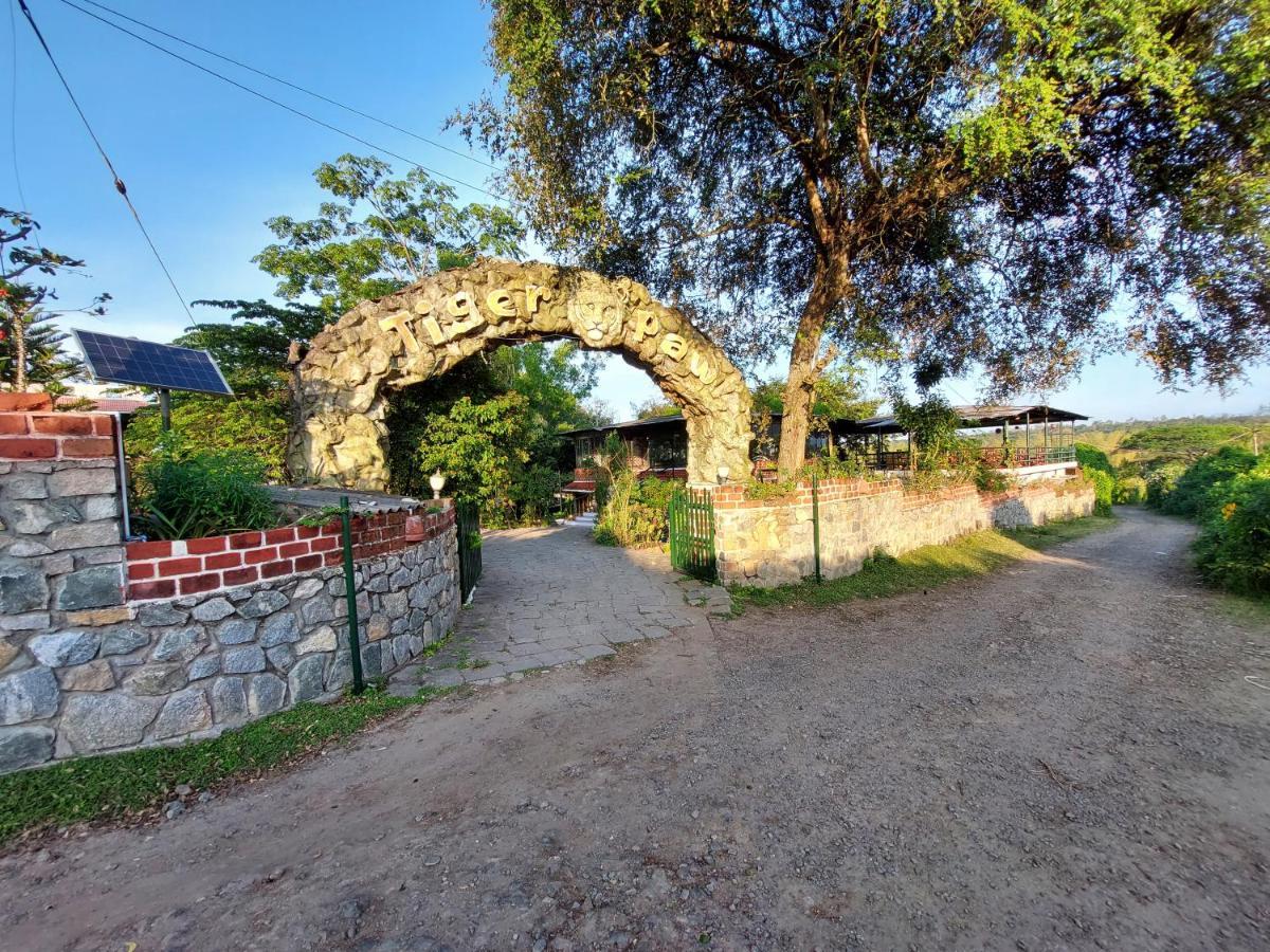 The Tiger Paw Resort Masinagudi Exterior photo